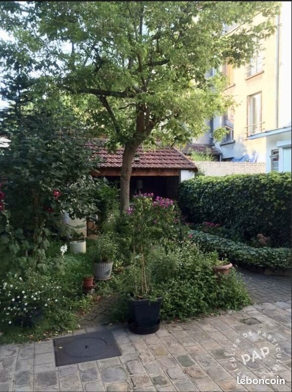 Appartement à louer, 18m², Courbevoie