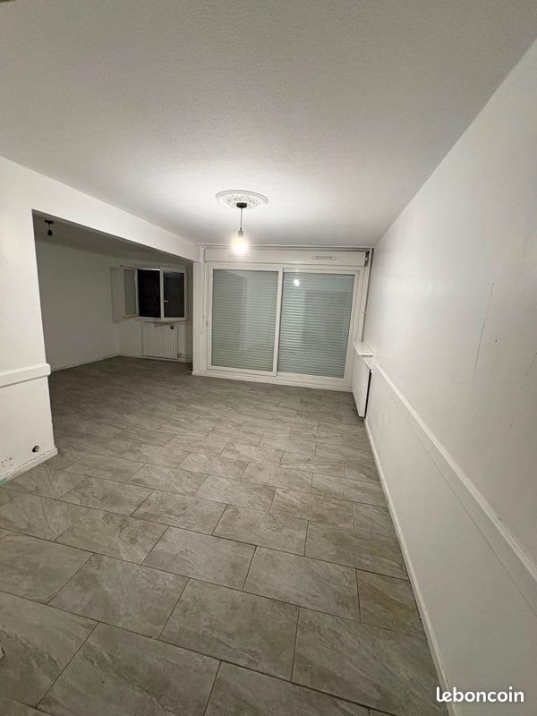 Appartement à louer, 80m², Saint-Etienne