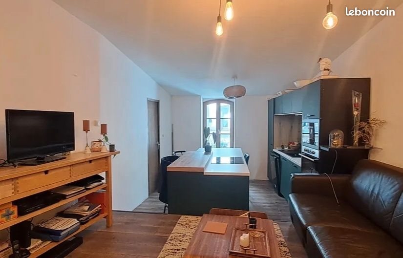 Appartement à louer, 45m², Lodève