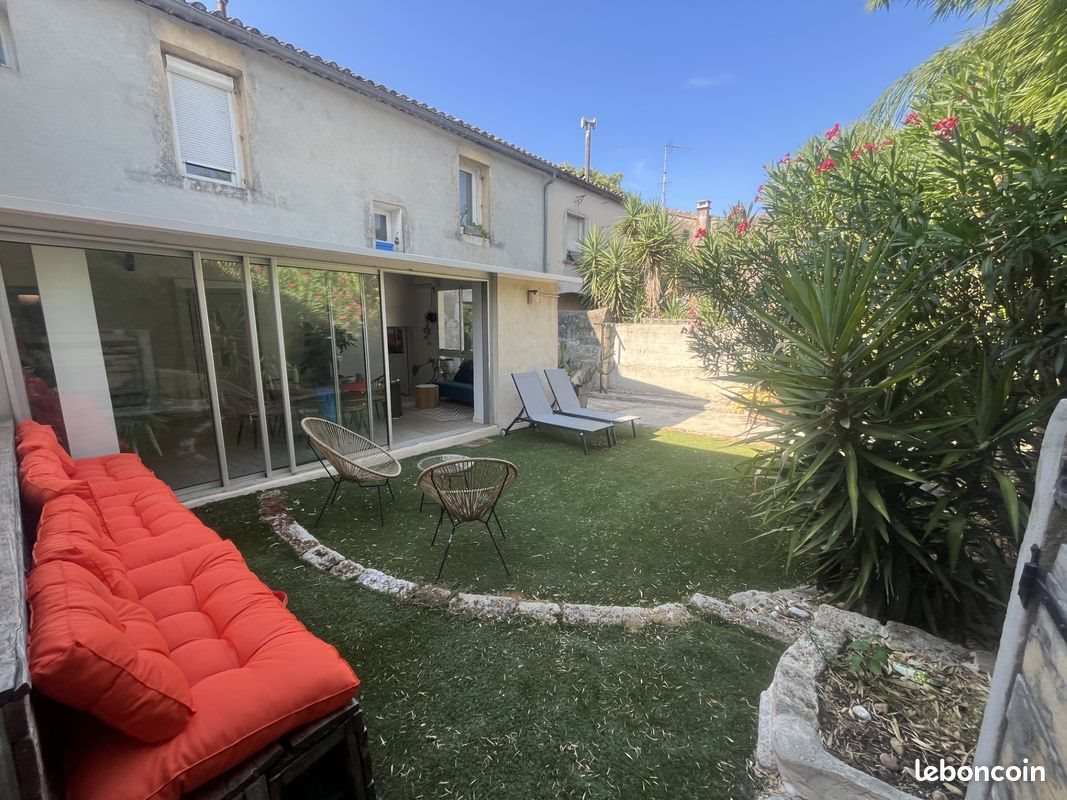 Appartement à louer, 119m², Baillargues