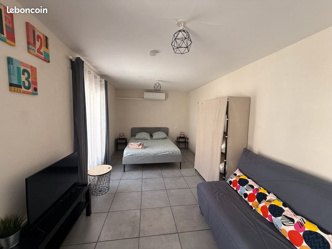 Appartement à louer, 29m², Nîmes