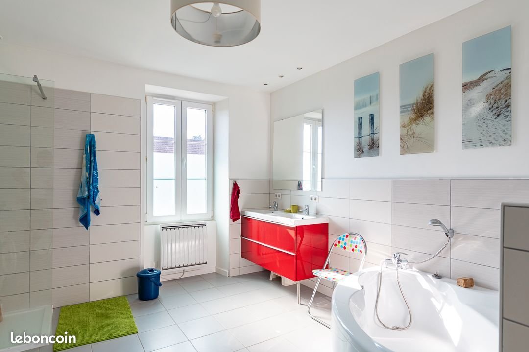 Maison à louer, 150m², La Buisse