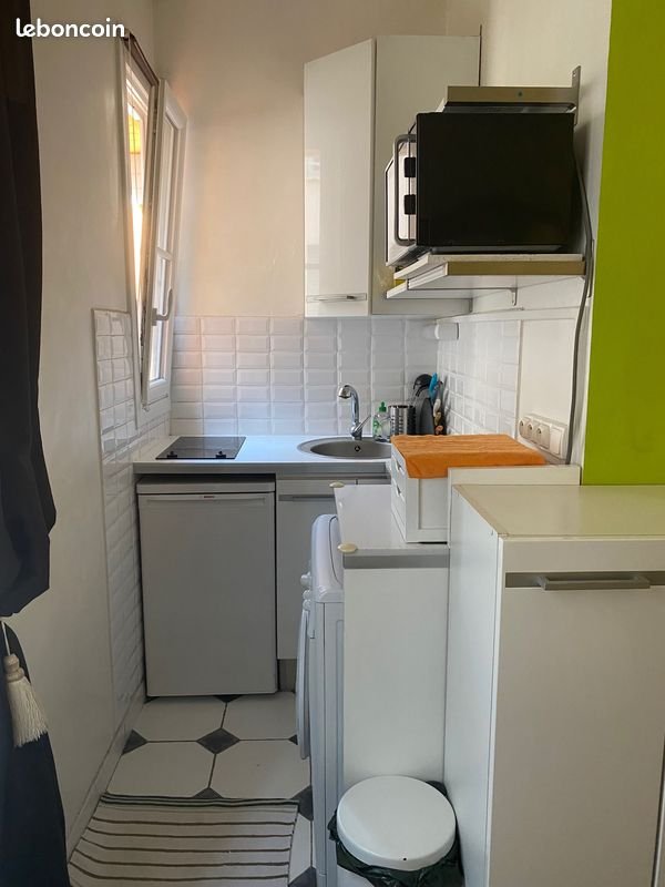 Appartement à louer, 17m², Paris 19ème