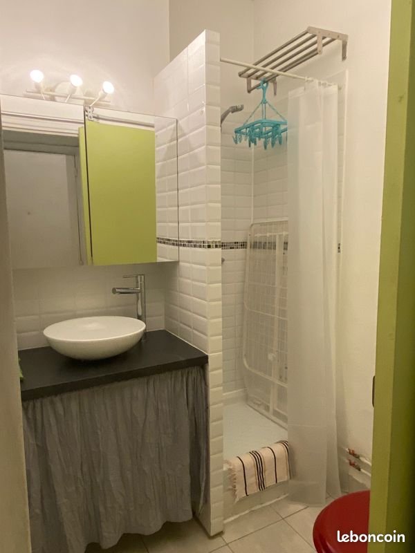 Appartement à louer, 17m², Paris 19ème