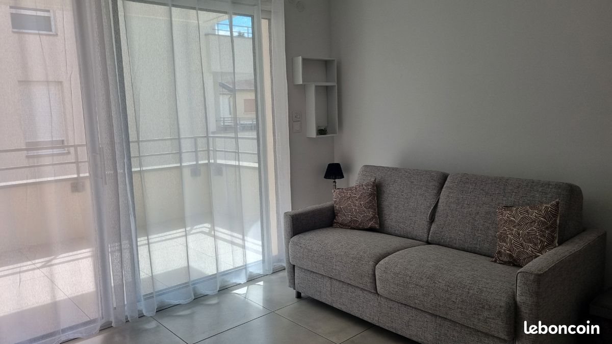Appartement à louer, 24m², Pusignan