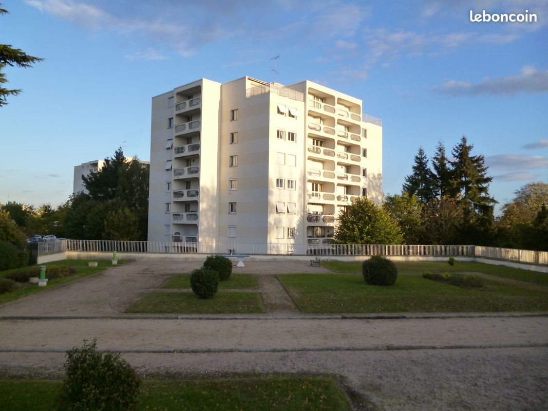 Appartement à louer, 73m², Orléans