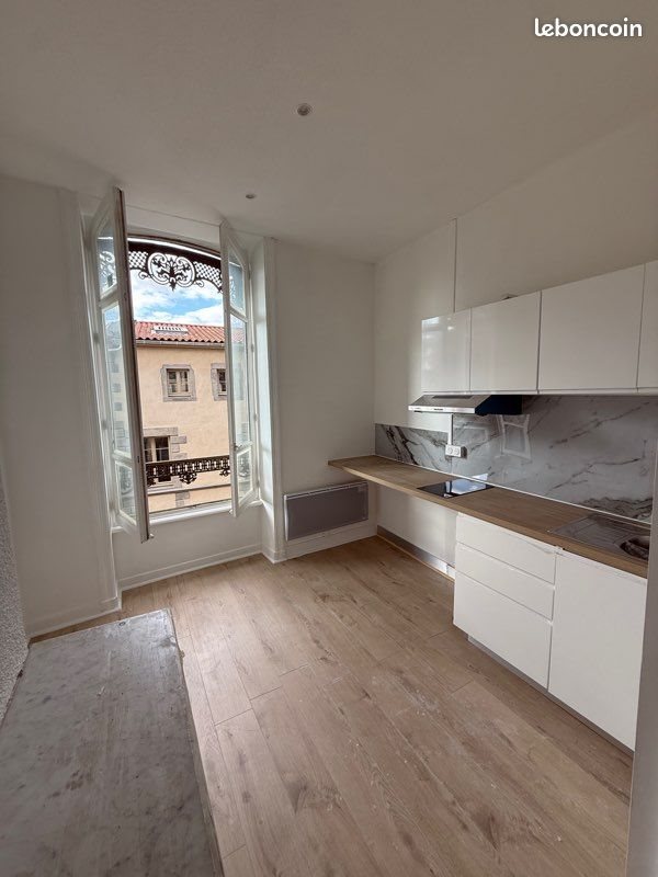 Appartement à louer, 17m², Thiers