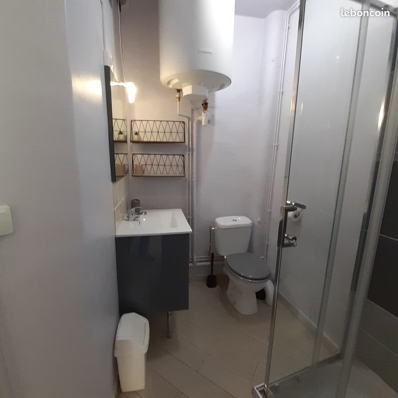 Appartement à louer, 35m², Largentière