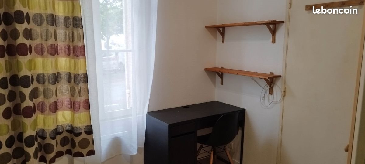 Appartement à louer, 13m², Saintes