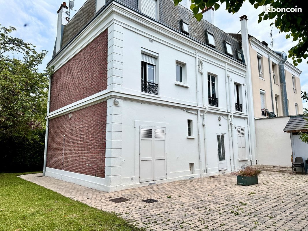 Appartement à louer, 95m², Saint-Fargeau-Ponthierry