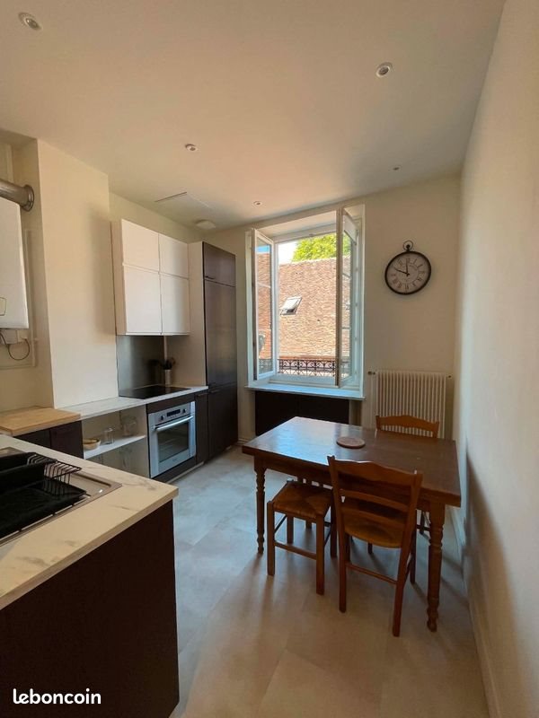 Appartement à louer, 50m², Lons-le-Saunier