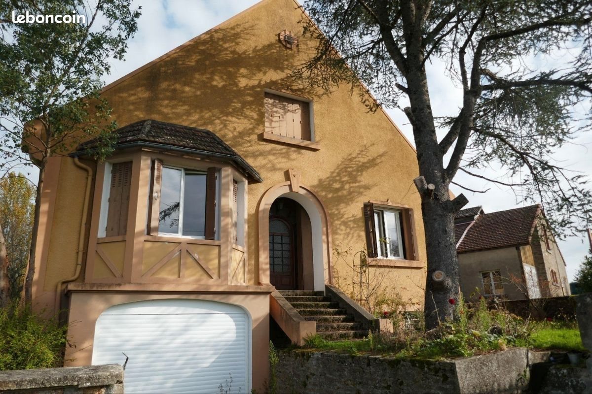 Maison à vendre, 150m², Saint-Benoît-du-Sault