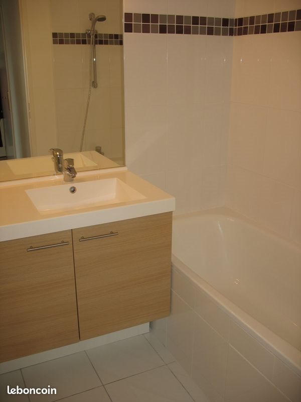 Appartement à louer, 65m², Saint-Avé
