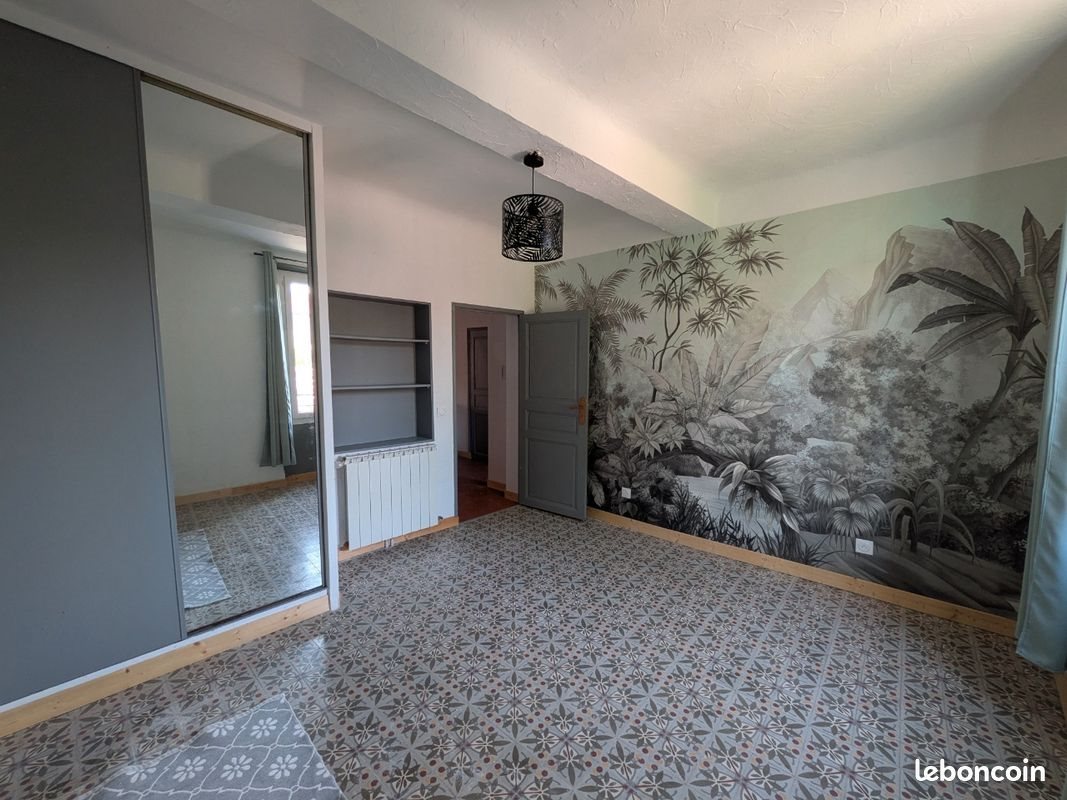 Appartement à louer, 55m², Varages