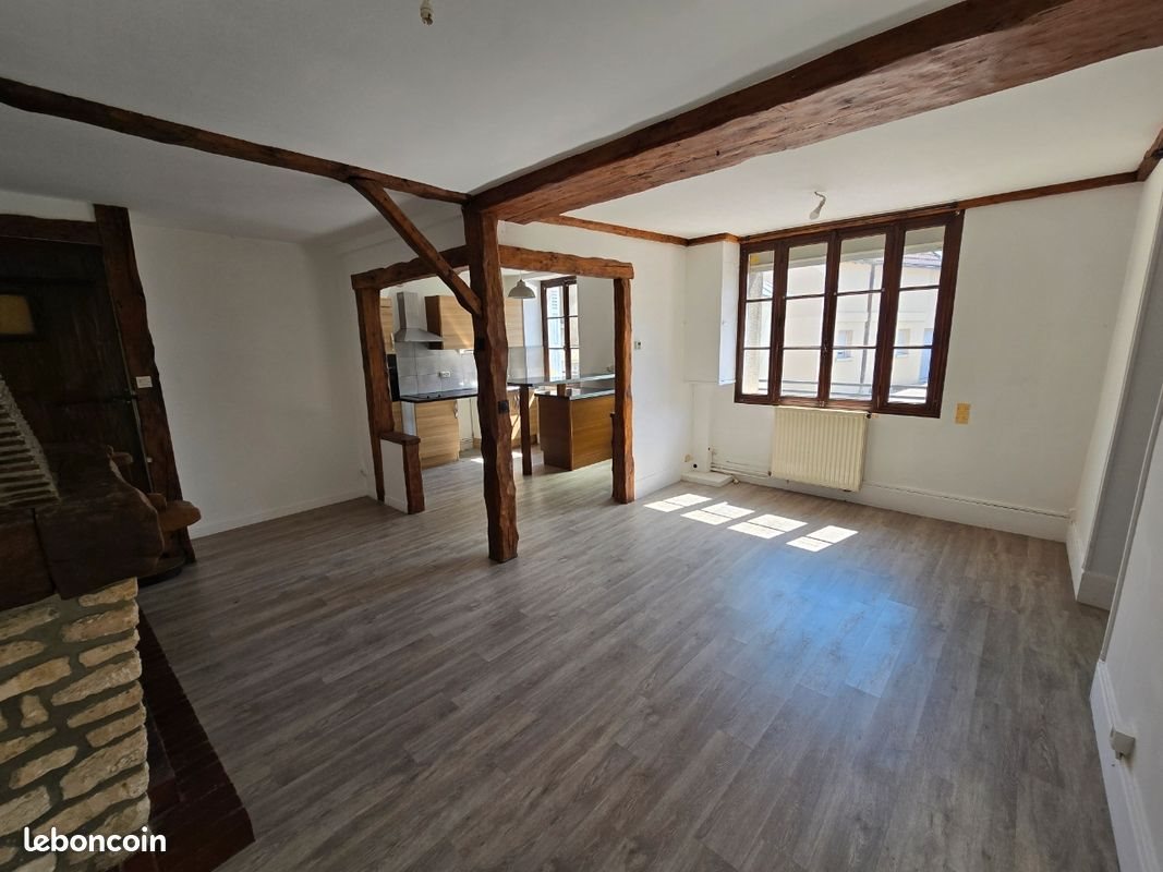 Appartement à louer, 65m², Guerville