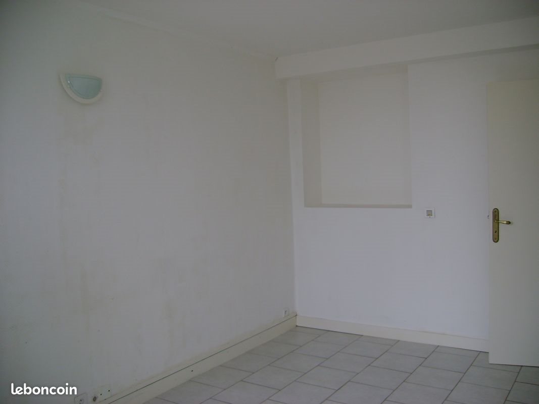 Appartement à louer, 20m², Châteauneuf-sur-Charente
