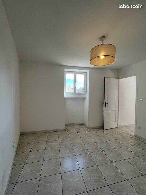 Appartement à louer, 33m², Loupian