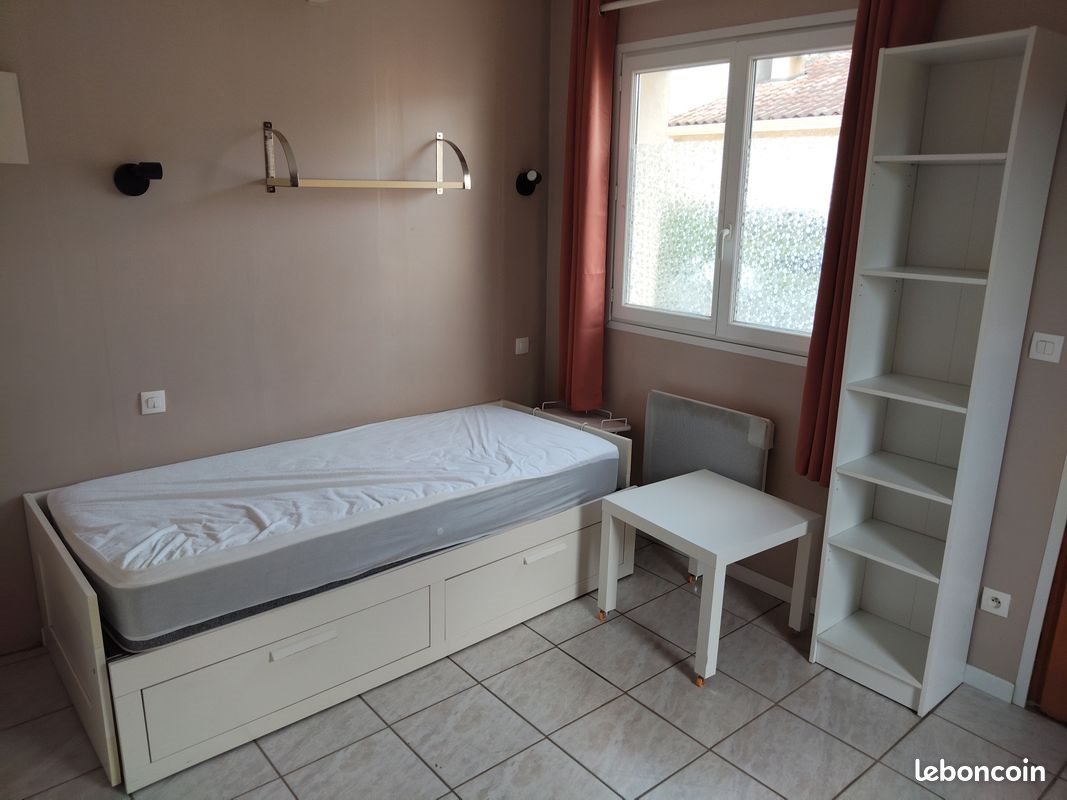 Appartement à louer, 14m², Albi