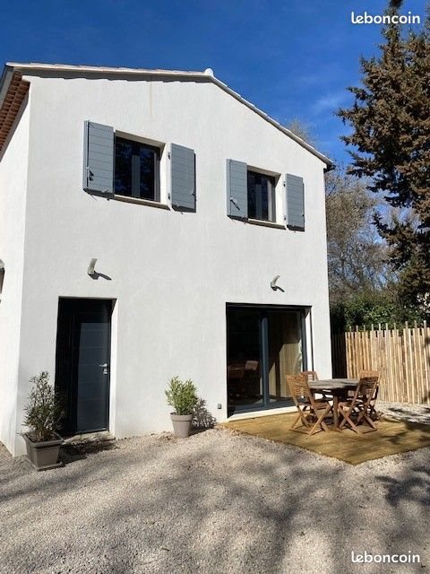 Maison à louer, 70m², Trets