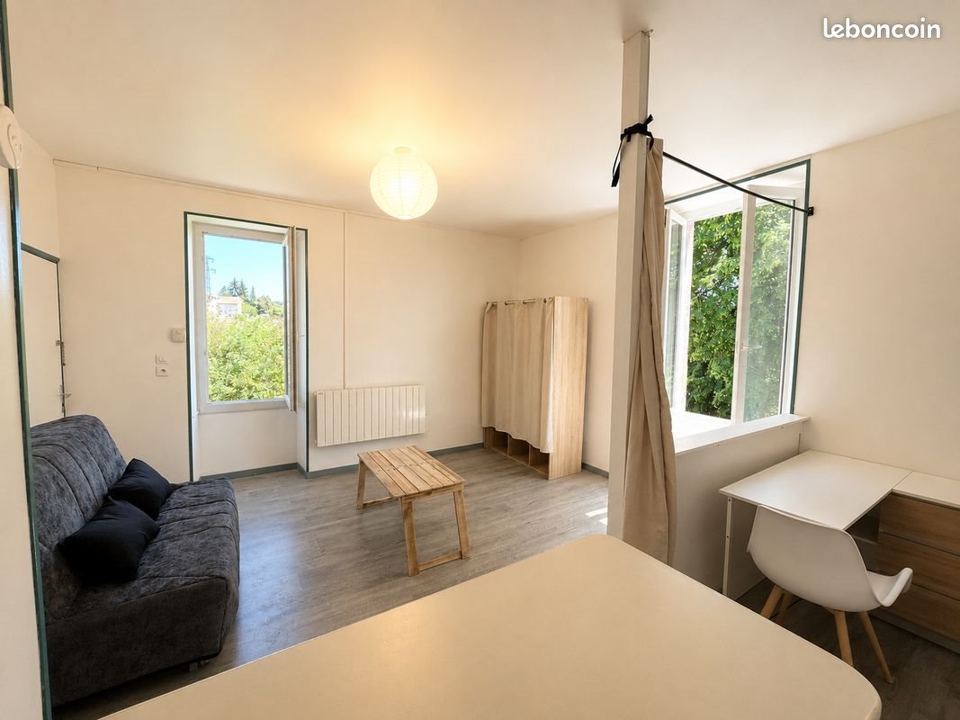 Appartement à louer, 29m², Angoulême