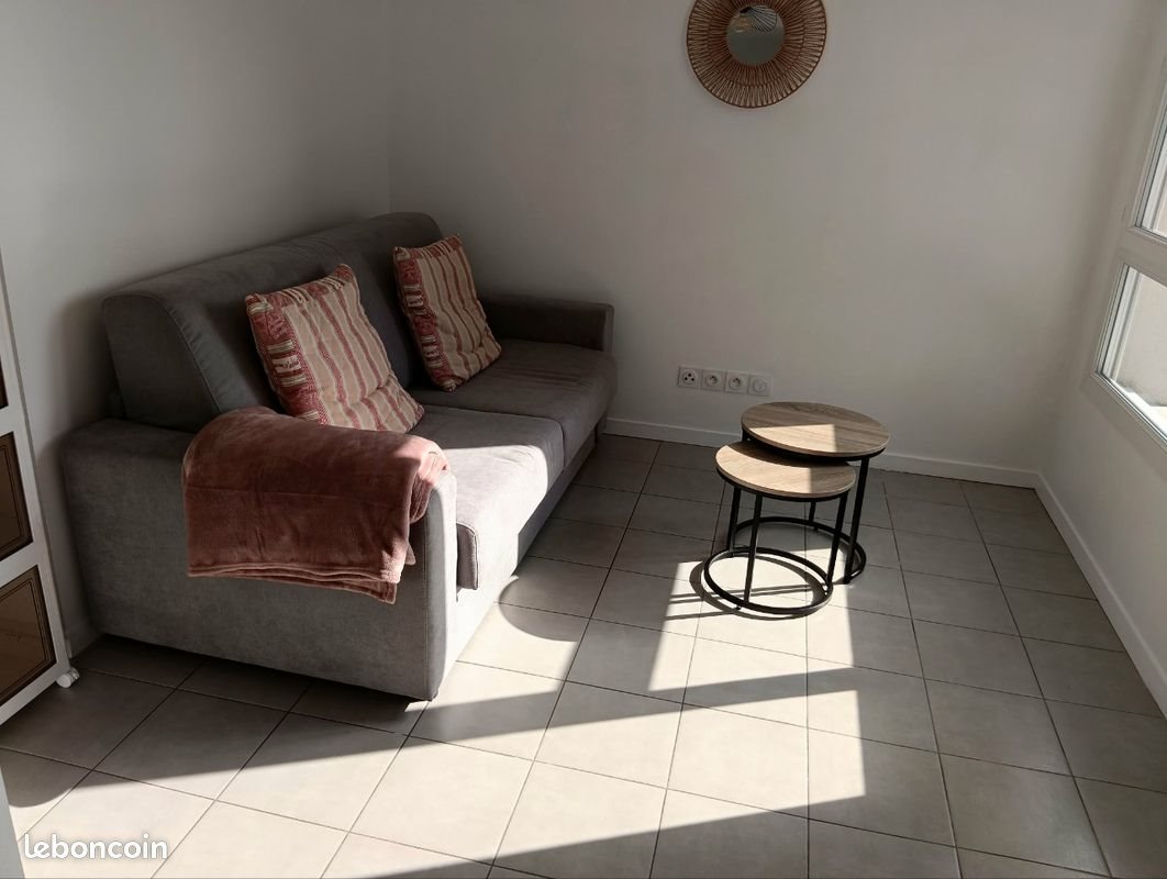 Appartement à louer, 26m², Décines-Charpieu