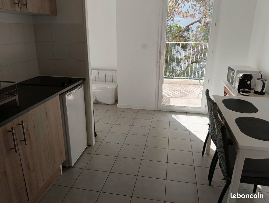 Appartement à louer, 26m², Décines-Charpieu