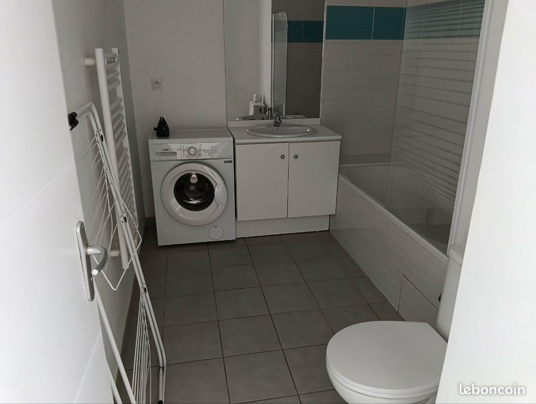 Appartement à louer, 26m², Décines-Charpieu