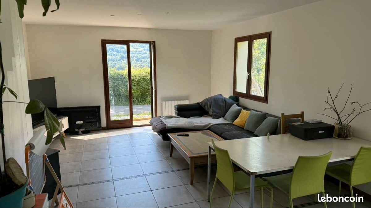 Maison à louer, 120m², Cusy