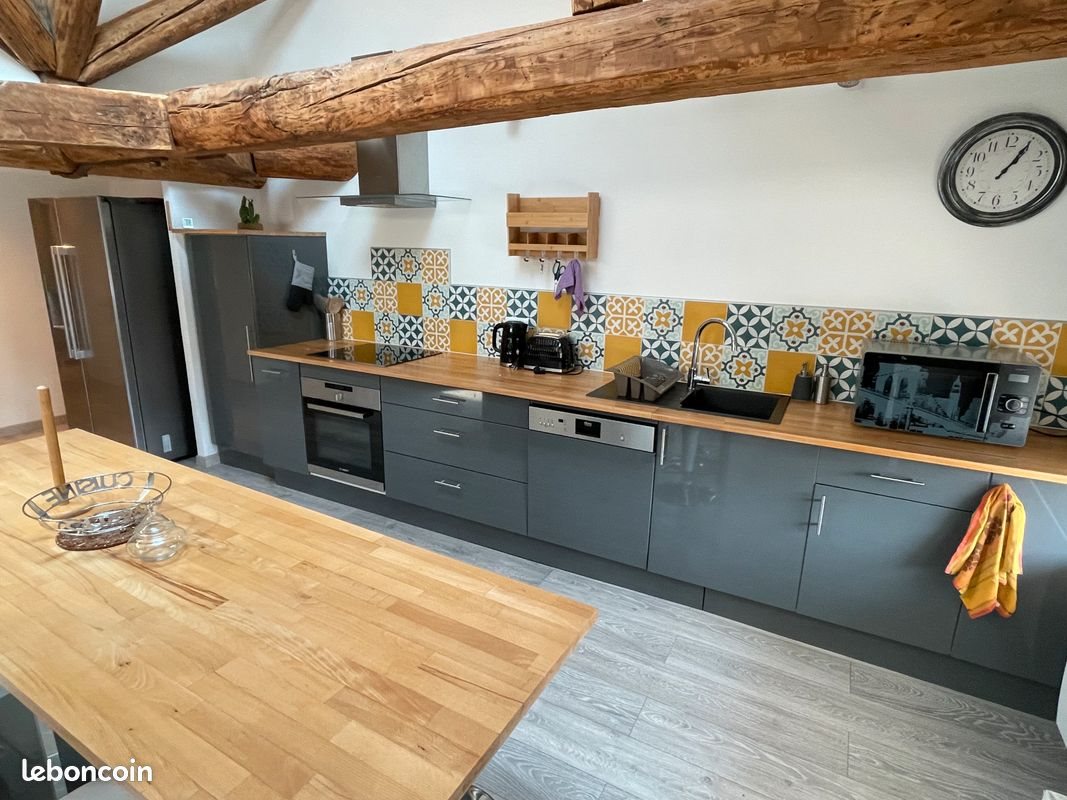 Appartement à louer, 85m², Neuves-Maisons