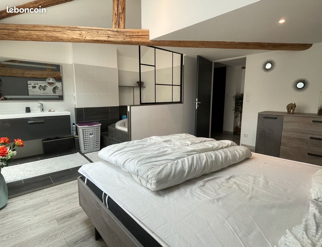Appartement à louer, 85m², Neuves-Maisons