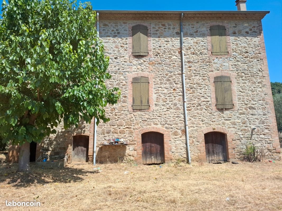 Maison à vendre, 207m², Meyrannes