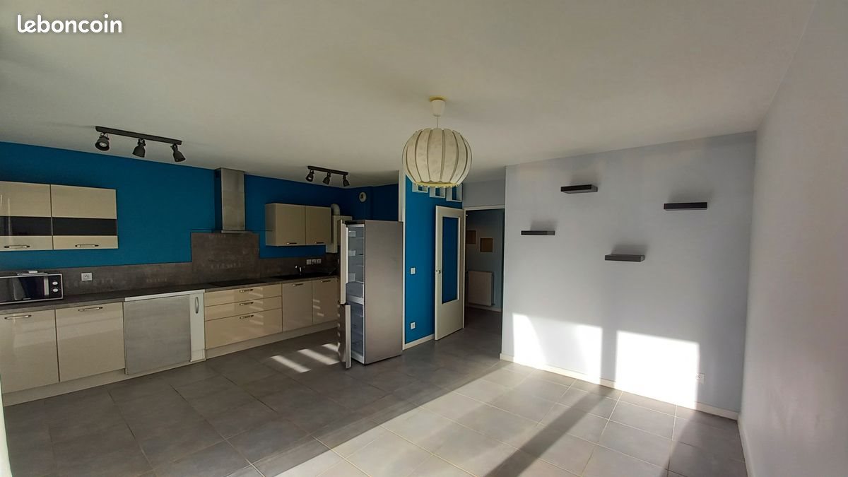 Appartement à louer, 79m², Vif