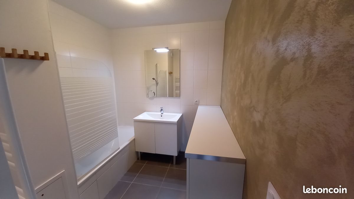 Appartement à louer, 79m², Vif
