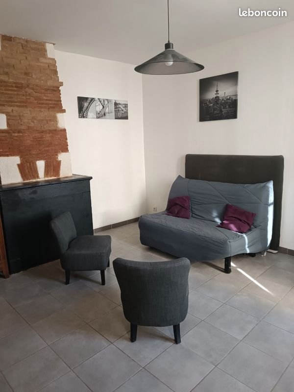 Appartement à louer, 27m², Rochefort