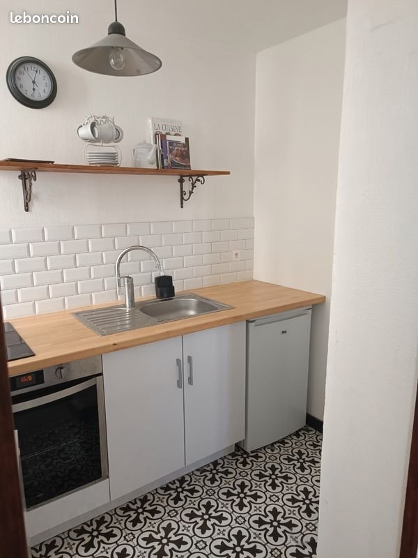 Appartement à louer, 27m², Rochefort