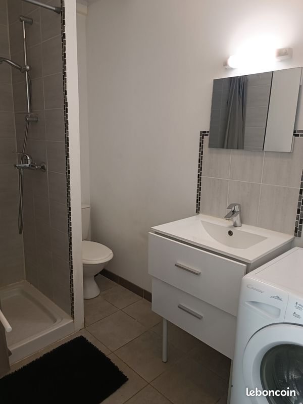 Appartement à louer, 27m², Rochefort