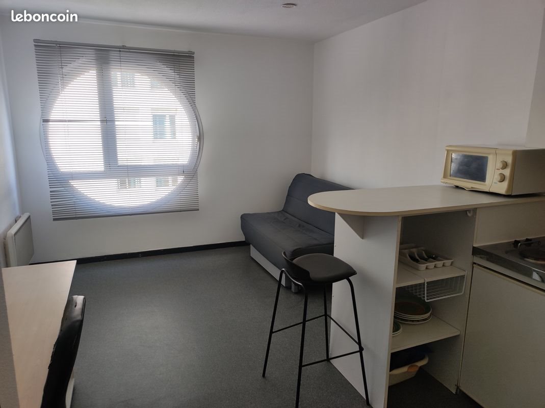 Appartement à louer, 19m², Pau