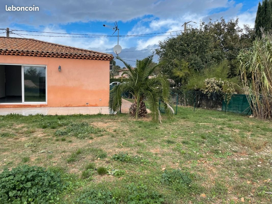 Maison à louer, 90m², Trans-en-Provence
