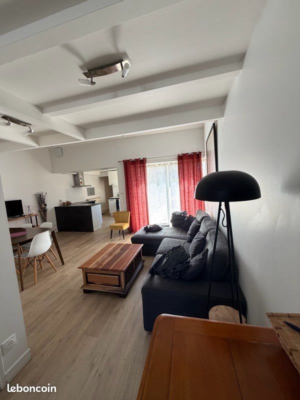 Maison à louer, 72m², Rochefort