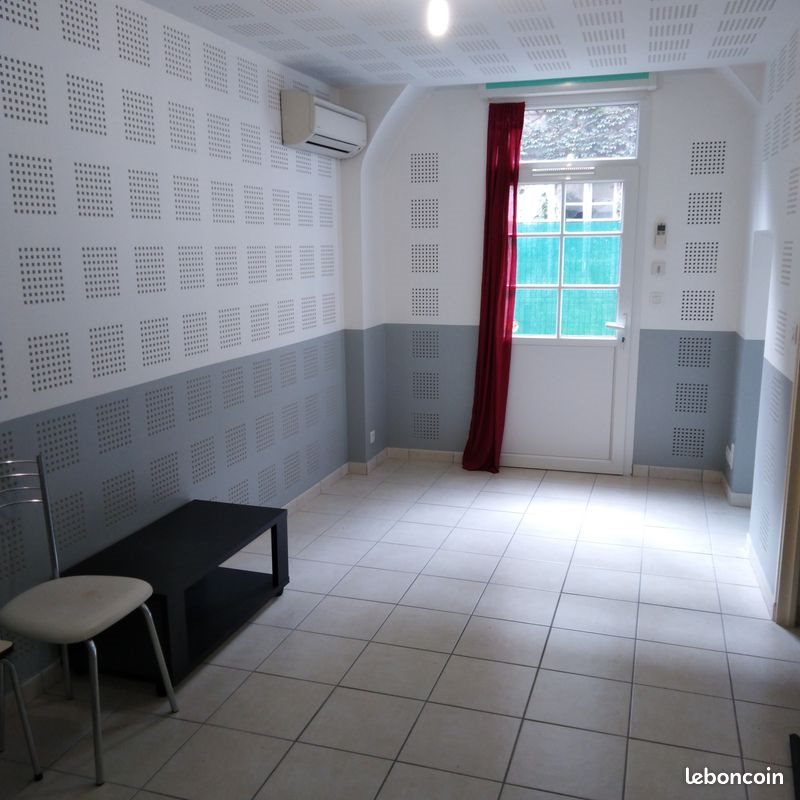 Appartement à louer, 32m², Moulins