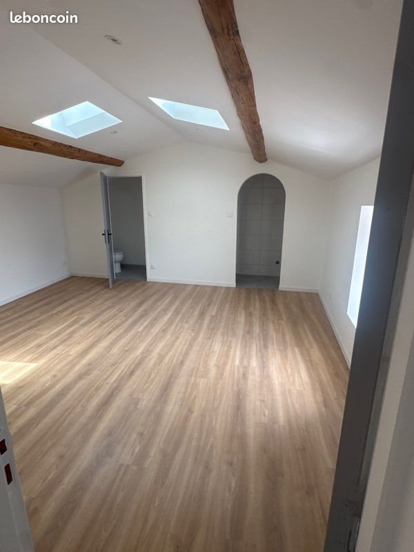 Maison à vendre, 170m², Entraigues-sur-la-Sorgue