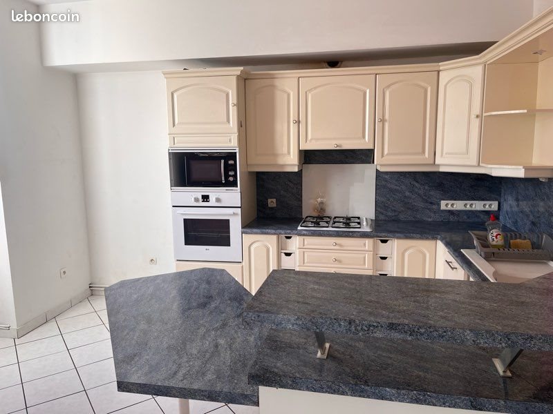 Appartement à louer, 90m², Montceau-les-Mines