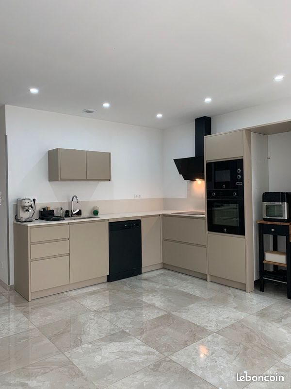 Appartement à louer, 94m², Castelnau-Rivière-Basse