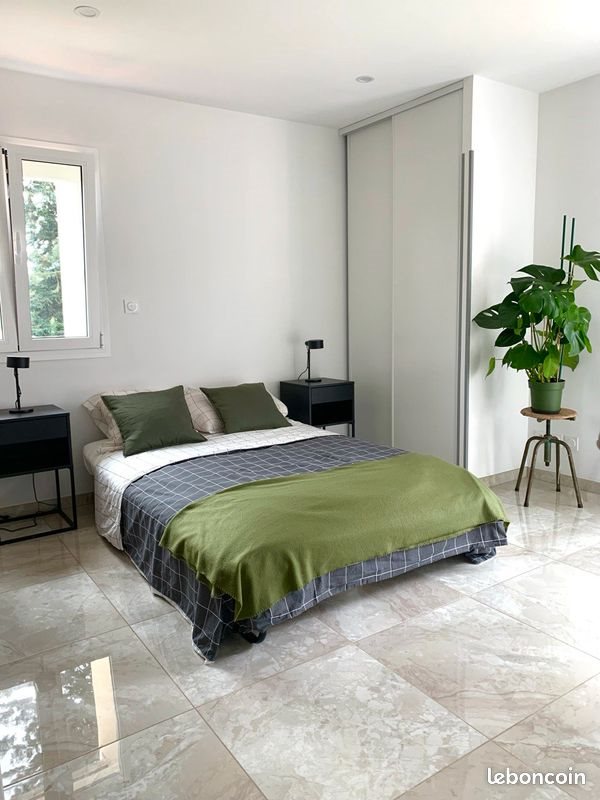 Appartement à louer, 94m², Castelnau-Rivière-Basse
