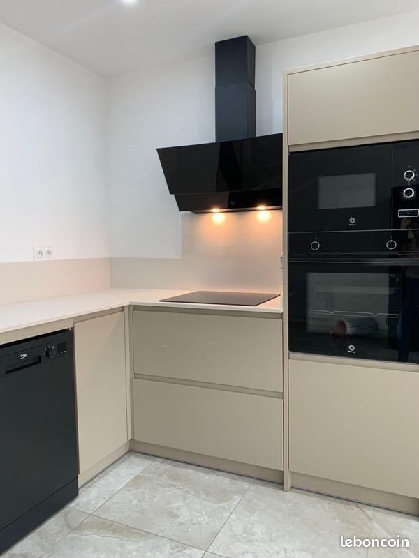 Appartement à louer, 94m², Castelnau-Rivière-Basse