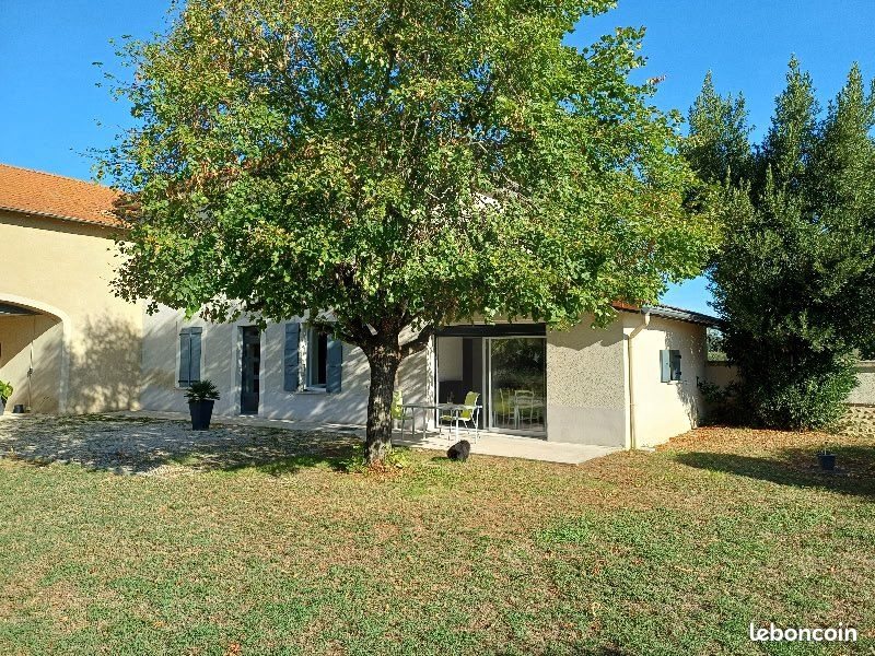Maison à louer, 135m², Épinouze