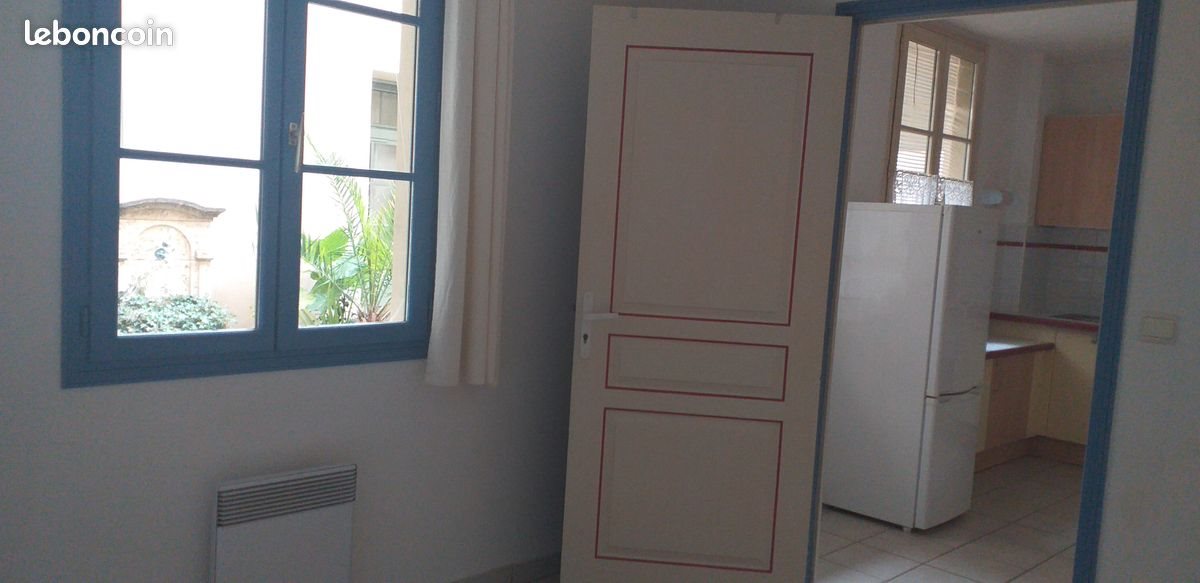 Appartement à louer, 25m², Nîmes