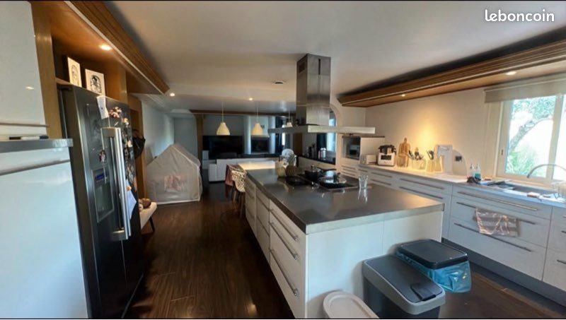 Maison à louer, 120m², La Gaude