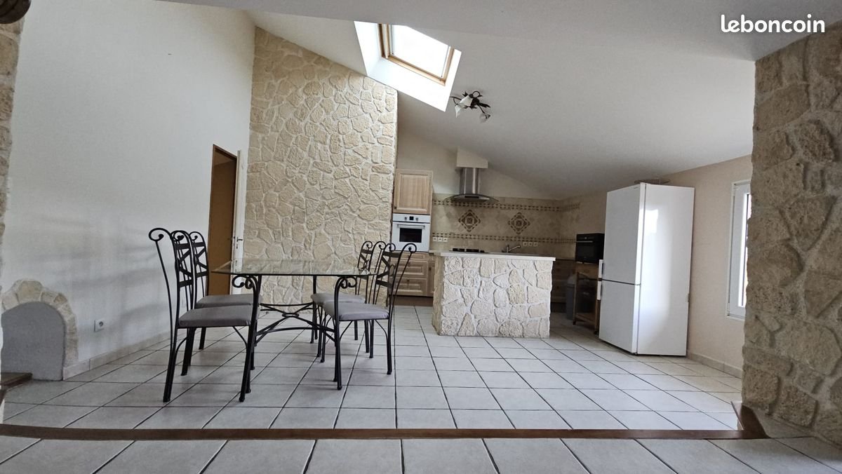 Appartement à louer, 80m², Le Barroux