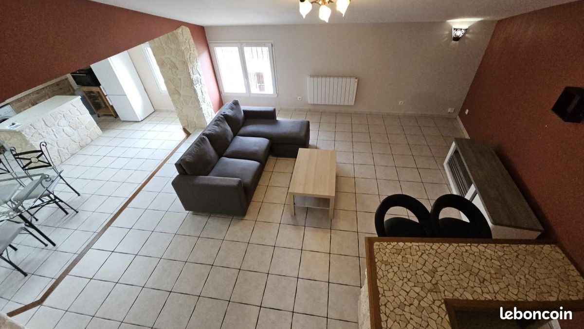 Appartement à louer, 80m², Le Barroux